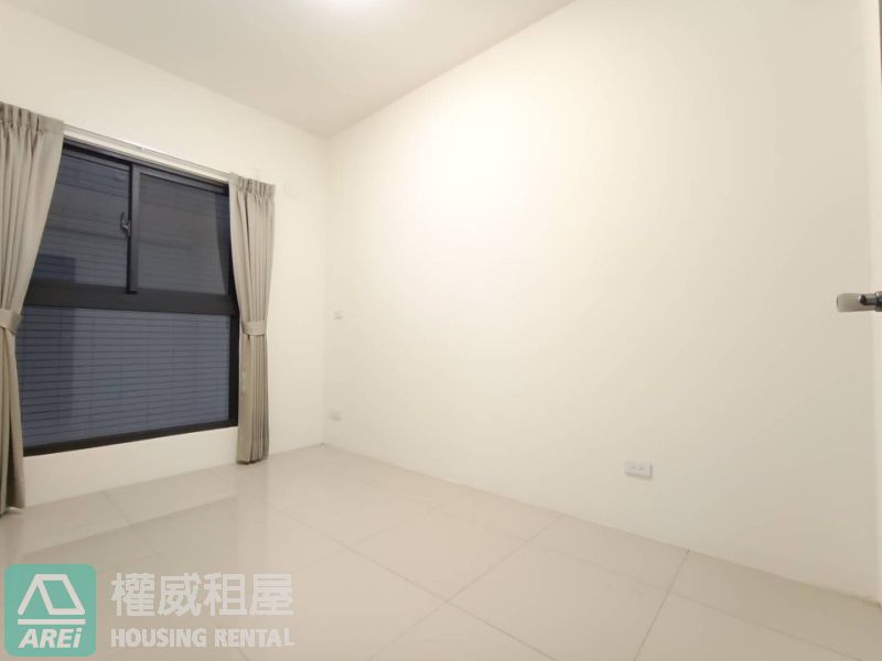 首綻|近88快速道路|近桂林生活圈|全新兩房兩衛附平車