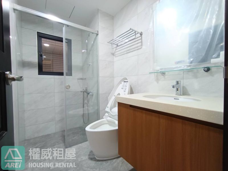 首綻|近88快速道路|近桂林生活圈|全新兩房兩衛附平車