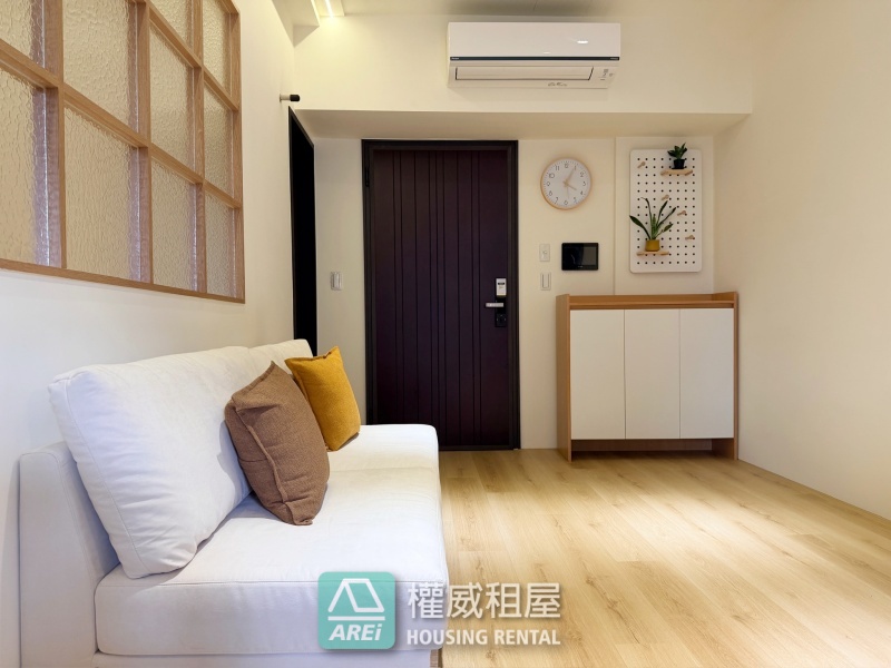 🏡 鑫巨蛋2｜日系奶油宅，在巨蛋生活圈收藏一室溫柔