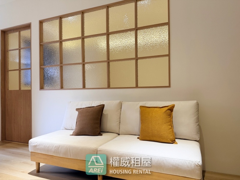 🏡 鑫巨蛋2｜日系奶油宅，在巨蛋生活圈收藏一室溫柔