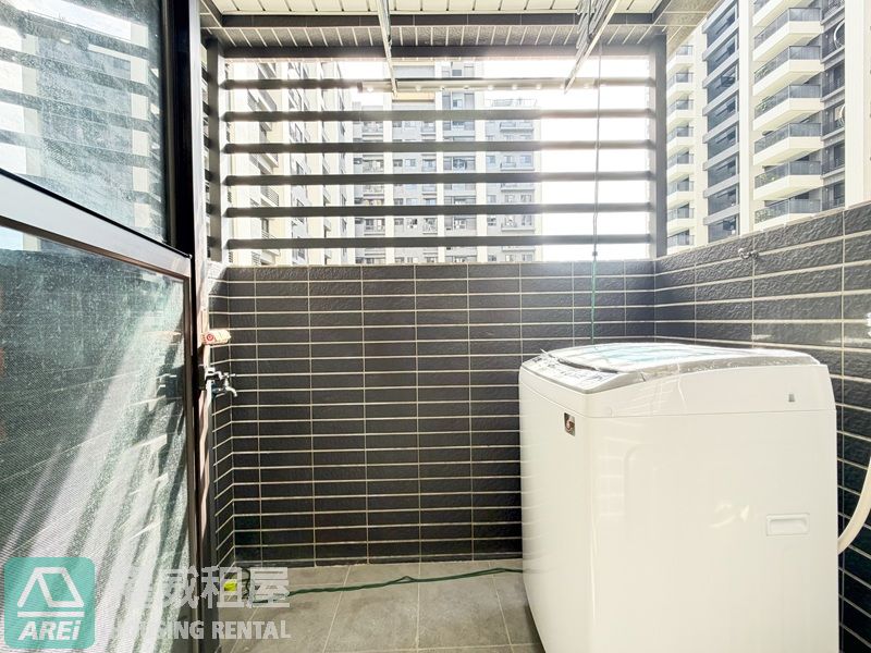青埔MRT達麗未來市全新2房2衛平車可租補