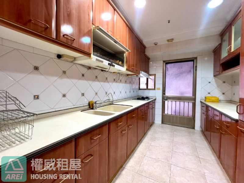 輝皇時代|雙主臥三衛大空間絕佳美景平車