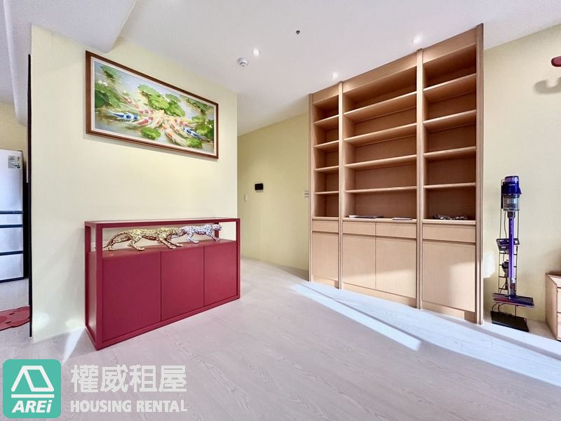 整層住家｜美術白天鵝｜精緻裝潢一大房｜開放式空間｜大平車