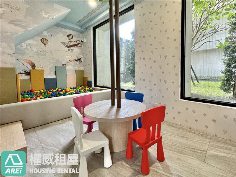🎯高醫核心黃金角店｜郡都當代現代美裝極品店辦