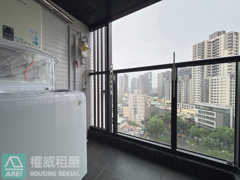 可寵/可租補⭐三多商圈京城新世界高樓平車