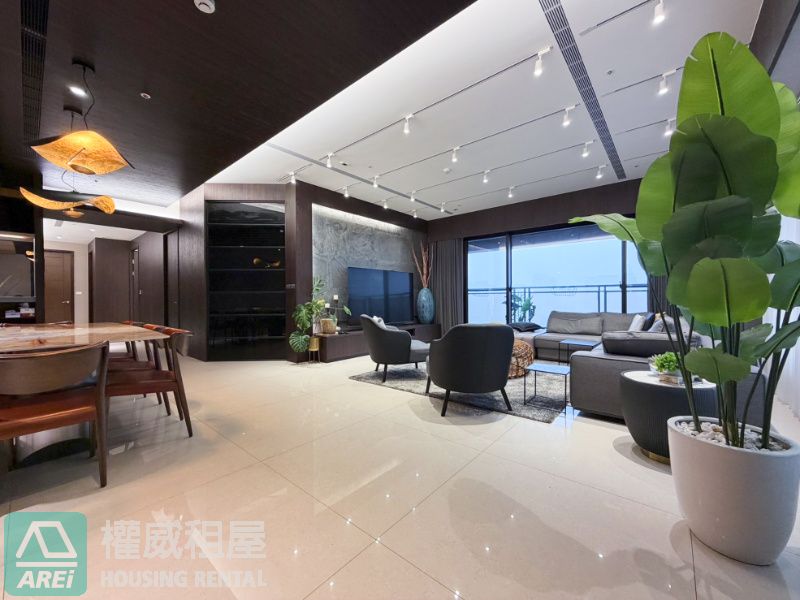 美術帝國｜美術館第一排180°景觀4+1泳池