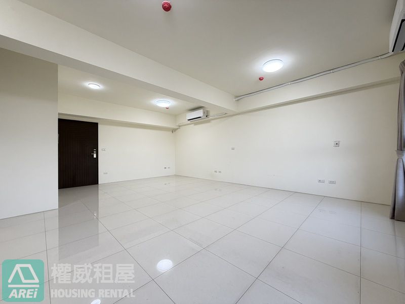 高雄大學百達卓悅空屋1大房平車可租補