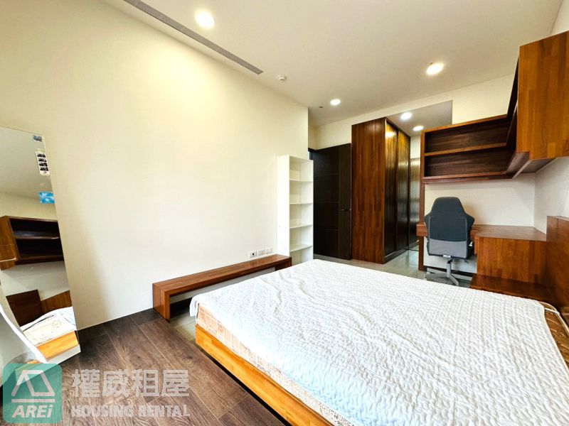 美術館國王傳奇2｜高樓層山景採光3房雙平車 |