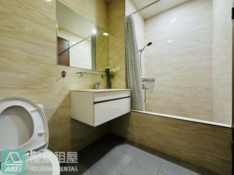 美術館國王傳奇2｜高樓層山景採光3房雙平車 |