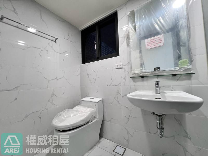 R14/15艾美巨蛋唯一店面|挑高1F+夾層(2樓)・稀有釋出