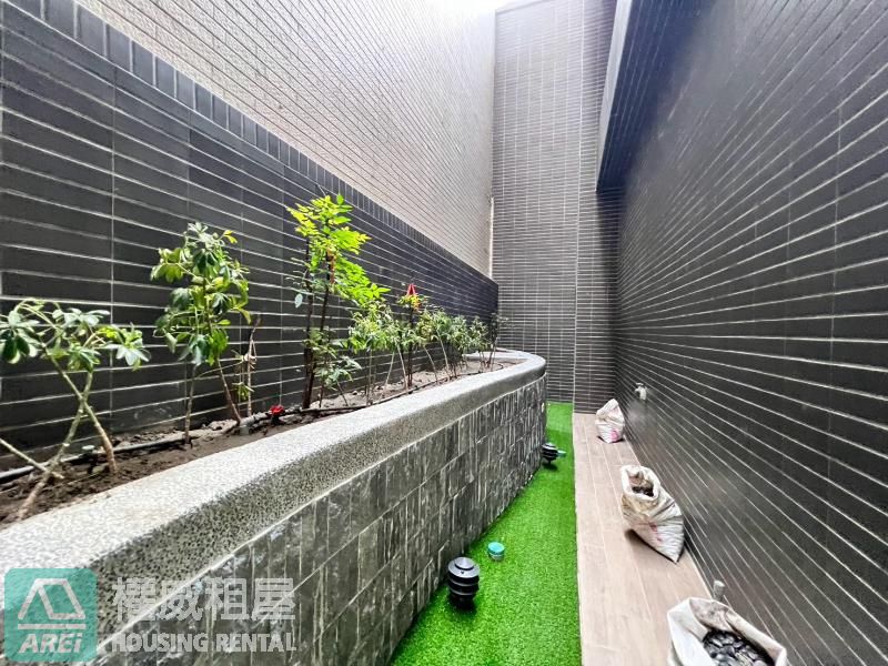 R14/15艾美巨蛋唯一店面|挑高1F+夾層(2樓)・稀有釋出