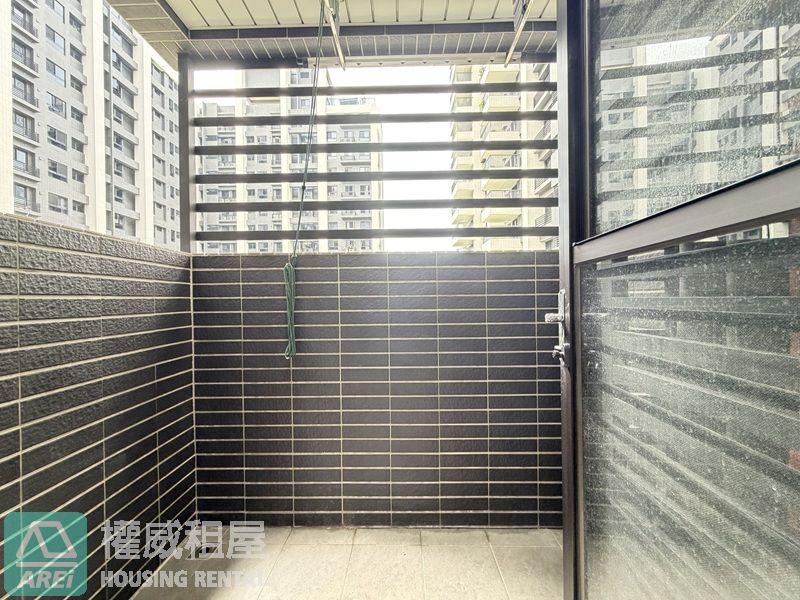 青埔未來市｜租金可補齊家具｜2房2衛平車可租補