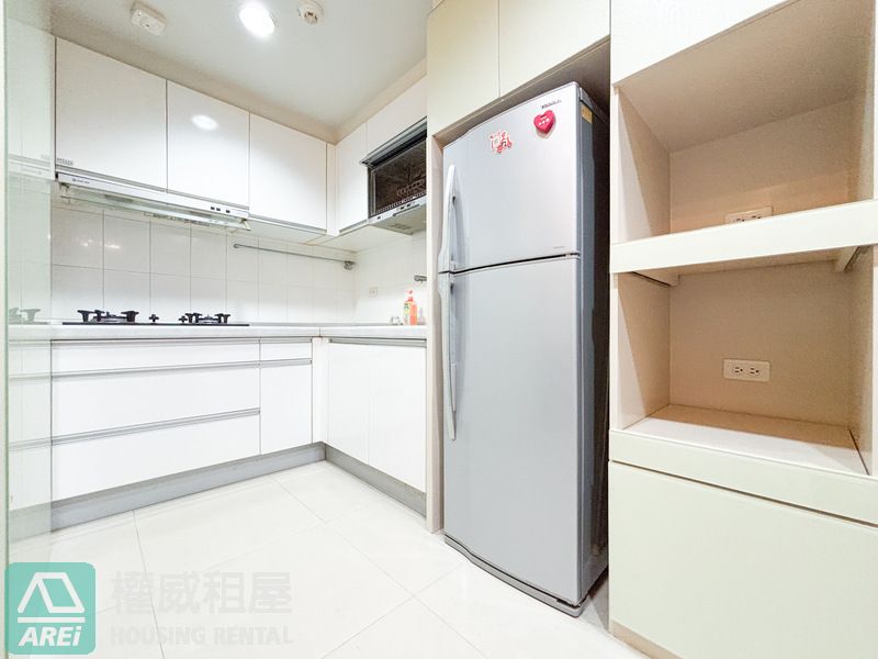 ✨太普上河堤｜河堤商圈｜質感兩房｜房間衛浴皆開窗