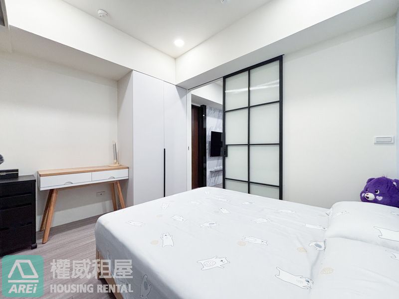 ✨前金J.ART兩房｜5年新屋 近六合夜市 雙捷運🌿