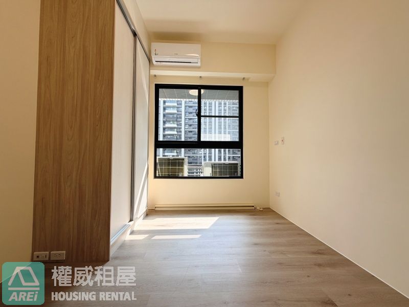 🌿 悅讀時代｜收藏中庭綠景・泳池景觀兩房平車宅 🌻