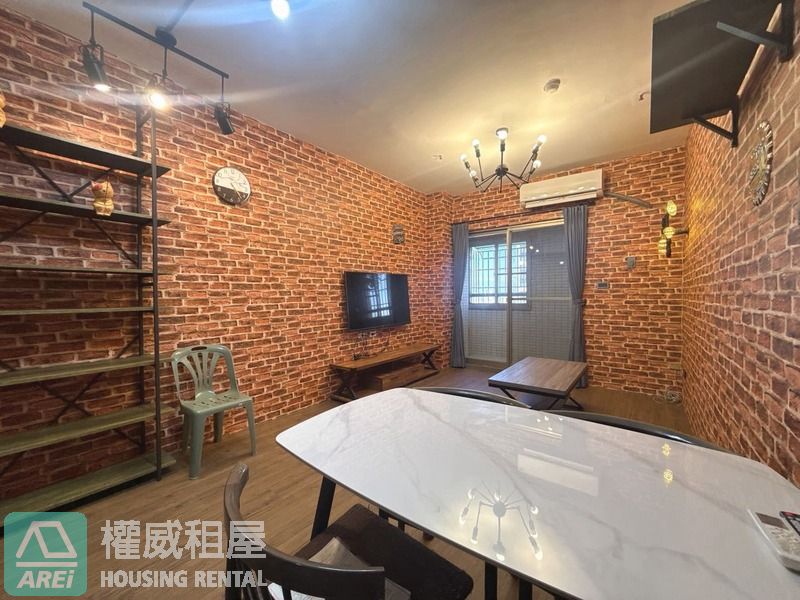 高鐵特區⭐獅子王工業風高樓3房車位