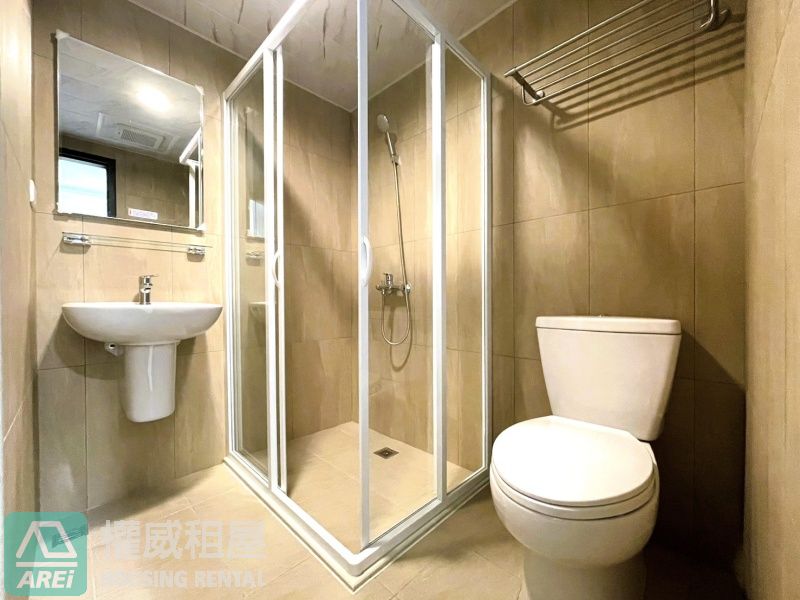 綠地第一排|郡都橋科大極|日式無印採光佳|全新家具電|正兩房