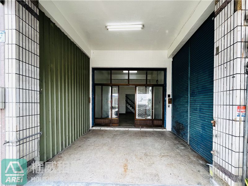 🐦‍🔥鳳仁路透天整棟出租 | 6房4衛浴格局方正 | 黃金店面
