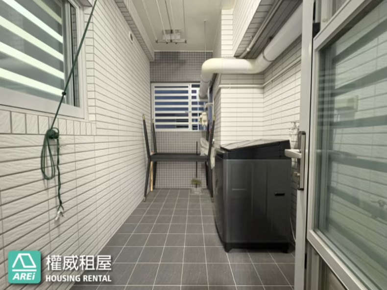 海景｜泰嘉拓真2+1房平車｜楠梓高大特區