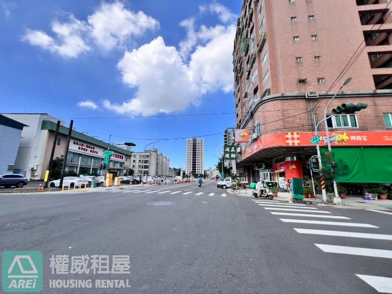 🏙️ 近科工館|皇普摩天100高樓1+1房車位|可寵物租補