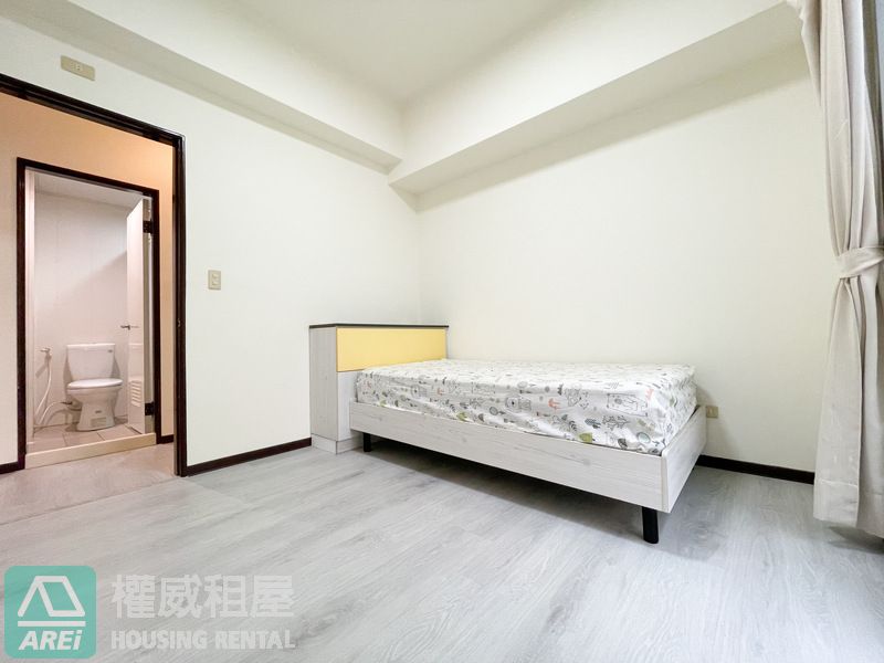 🌟亞灣皇家貴賓24樓｜無敵景觀大3房｜雙衛3陽台｜可寵