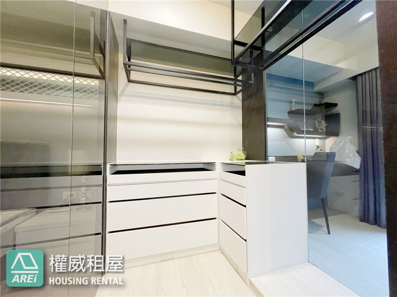 ihome3美術館極簡優雅2房